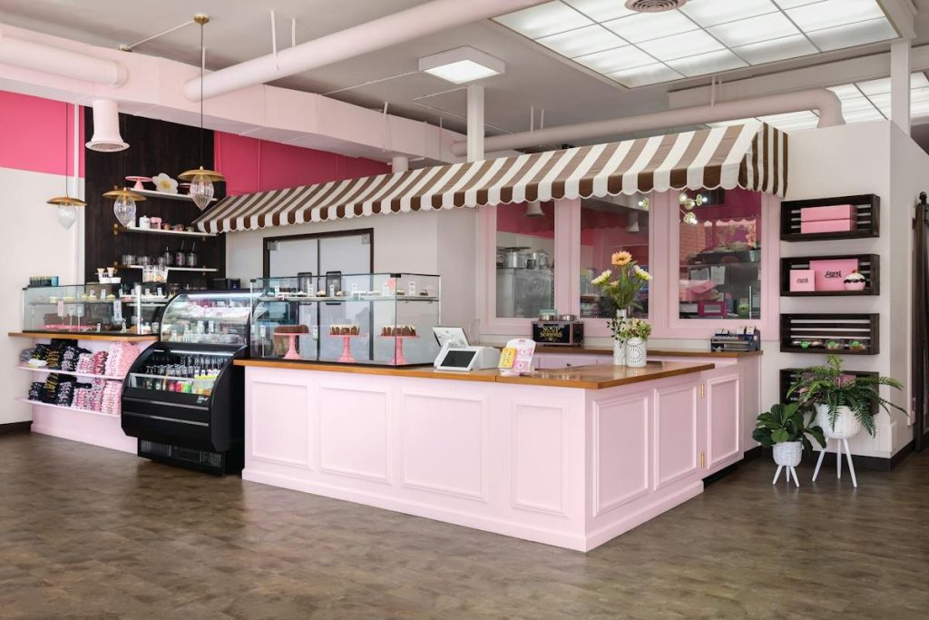 Good Cakes and Bakes in Detroit, MI