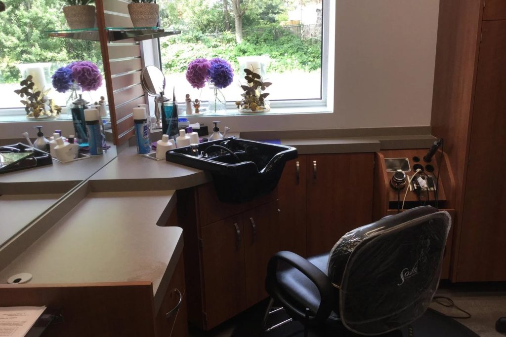 Divinity Salon