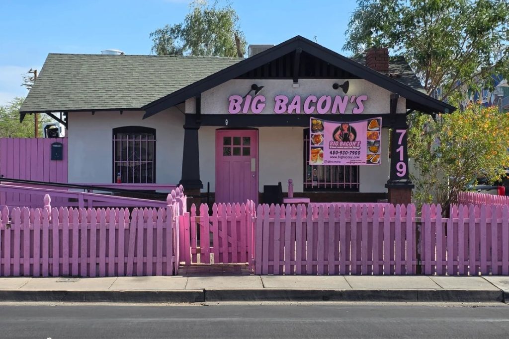 Big Bacon's