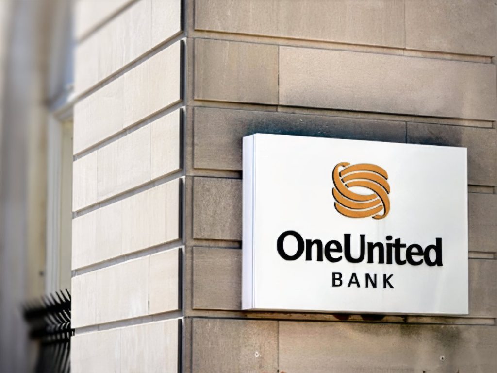 OneUnited Bank (Crenshaw) in Los Angeles, CA