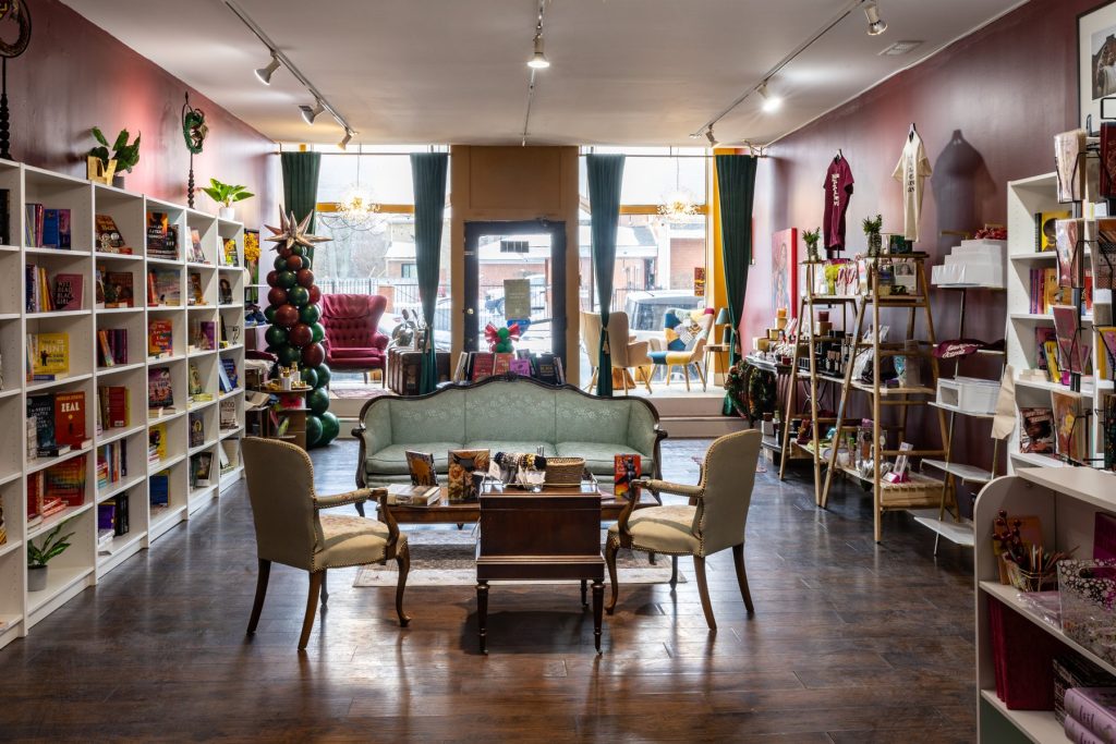 Honey & Hue Bookstore in Chicago, IL