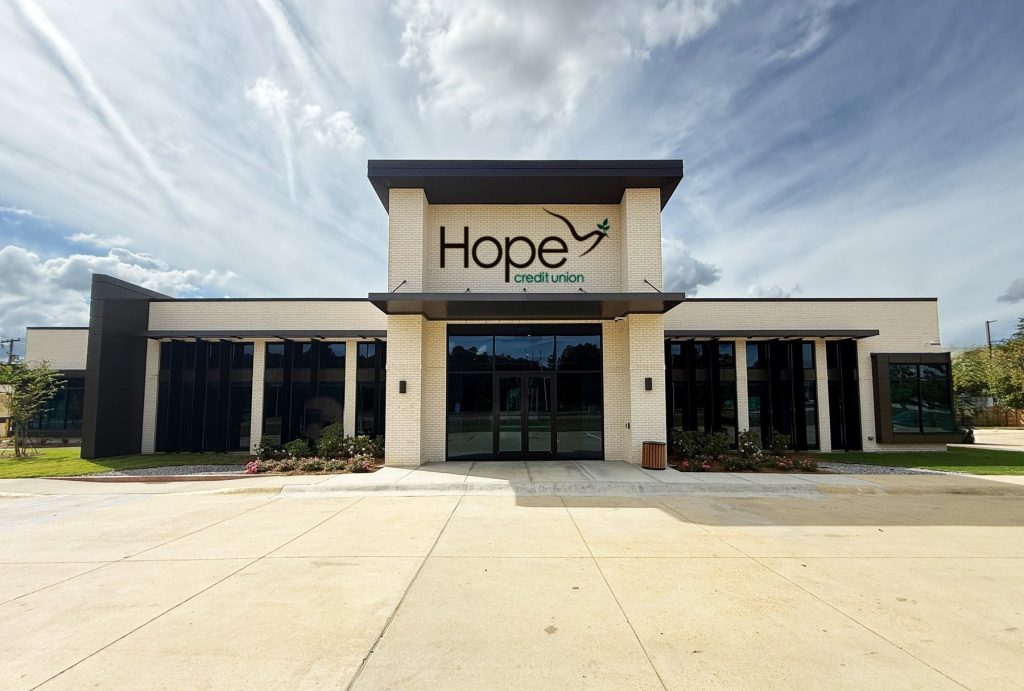 Hope Credit Union (University Boulevard) in Jackson, MS